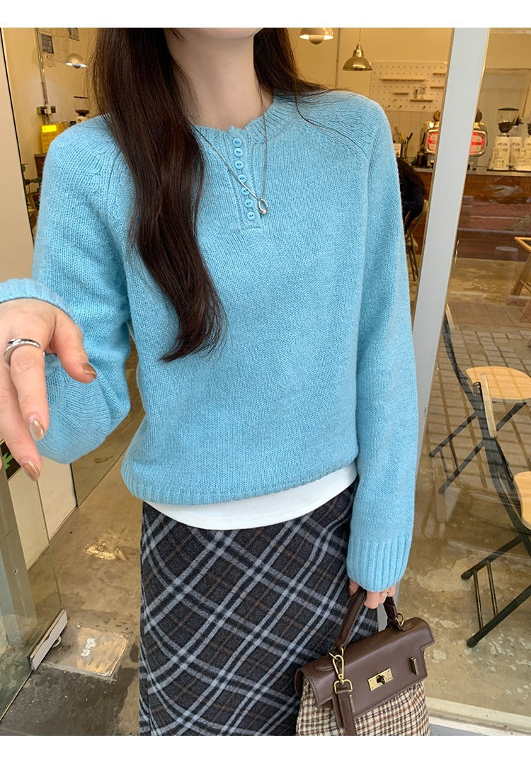 レディース トップス ニット セーター プルオーバー ミディアム 長袖 ラグラン ラウンドネック ボタン かわいい 大人可愛い きれいめ シンプル カジュアル 上品 おしゃれ こなれ感 個性的 ベーシック ナチュラル 無地 春 秋 冬 ママ 通勤 学生 学校 通学 デート お出かけ 旅行 公園 女子会 休日 ショッピング お花見 合コン コンパ 婚活 モテ 清楚 定番 S M L 黒 グレー ベージュ ブルー ベーシックカラー 大人カラー