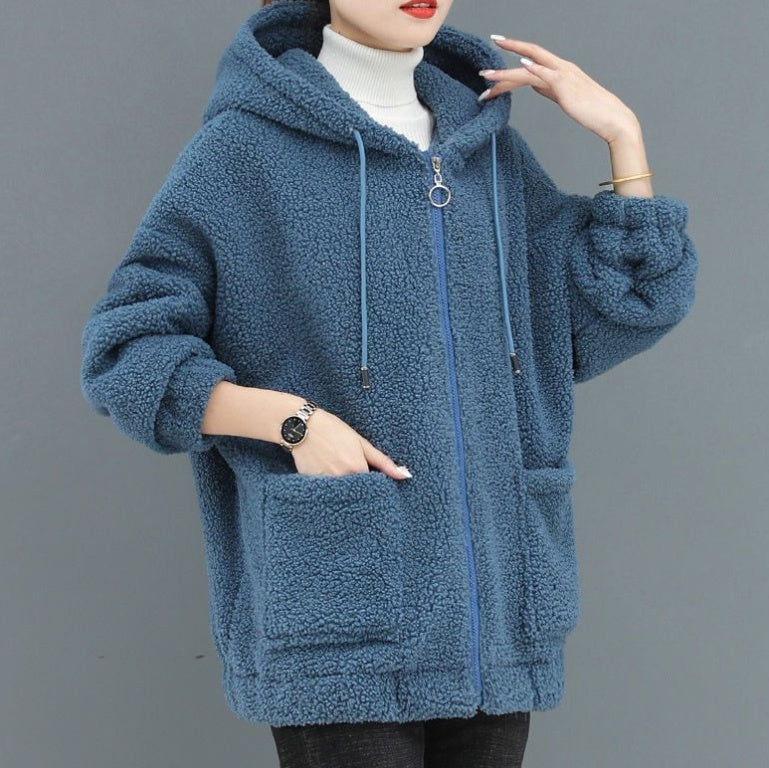 レディース ジャケット パーカー フリース アウター 上着 ロング 長袖 フード フェミニン ストリート もこもこ ふわふわ ふっくら ファスナー ポケット ハイウエスト 前開き ヴィンテージ アメカジ かわいい 大人可愛い シンプル カジュアル おしゃれ マニッシュ スポーティー 無地 秋 冬 アウトドア キャンプ 暖かい 防寒 普段使い 着回し 定番 M L XL 2XL 3XL 4XL 小さいサイズ 大きいサイズ ビッグ ゆったり ゆる 黒 ブラック 紫 ブラウン ベージュ ブルー レッド 赤 青