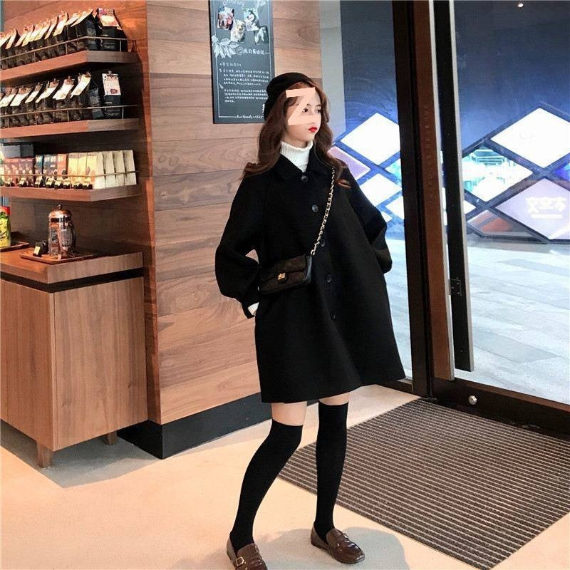 レディース コート アウター 上着 ゆったり きちんと感 抜け感 ステンカラーコート 長袖 ボリューム袖 襟付き Aライン フェミニン ポケット 前開き ボタン かわいい 大人可愛い シンプル カジュアル おしゃれ こなれ感 ラフ ガーリー 主役級 存在感 抜け感 ナチュラル 無地 秋 冬 デート お出かけ 女子会 休日 ショッピング カフェ 重ね着 体型カバー 普段使い 着回し レイヤード スタイリッシュ スタイルアップ XS S M L XL キャメル ブラック
