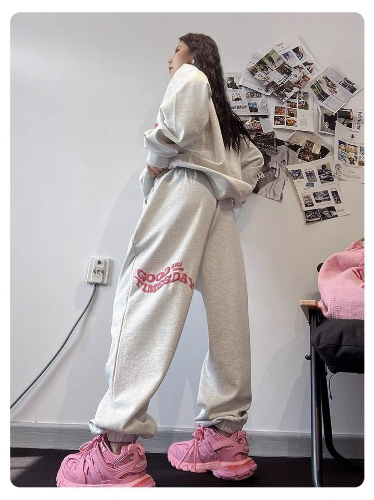 レディース トップス パンツ ボトムス ルームウェア スウェット 部屋着 長袖 シンプル カジュアル 上品 おしゃれ かっこいい こなれ感 ラフ ボーイッシュ スポーティー ルーズ クール 無地 春 秋 冬 ママ ジム 休日 お家時間 コーデ 楽ちん 普段使い 着回し 定番 M L XL 2XL グレー かっこいい こなれ感 ラフ スポーティー ルーズ 個性的 クール 抜け感 ラブリー キュート 学生風 ナチュラル 春 夏 秋 冬 オールシーズン 男女兼用 ママ 学生 ガーデン ショッピング 韓国