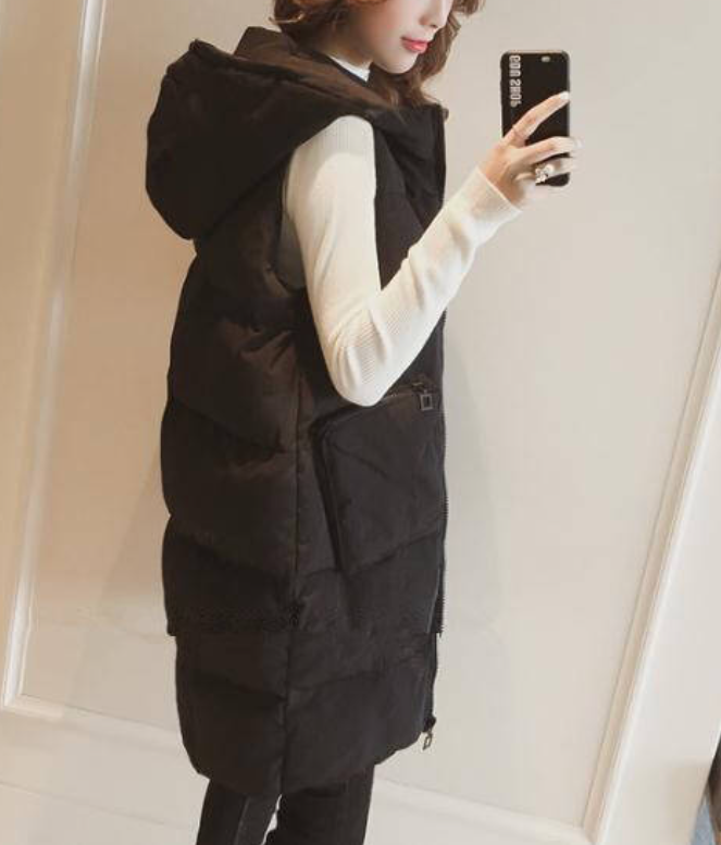 レディース ジャケット ベスト 上着 ダウン 前開き 膝上 袖なし ノースリーブ 襟なし フード ファスナー ポケット 大人可愛い きれいめ シンプル カジュアル 上品 おしゃれ こなれ感 ラフ 主役級 存在感 抜け感 無地 春 秋 冬 通勤 デート お出かけ アウトドア キャンプ リゾート 旅行 公園 女子会 休日 ショッピング 韓国 オルチャン コーデ 楽ちん 暖かい 防寒 体型カバー 普段使い M L XL 2XL 3XL 4XL 5XL 大きいサイズ 黒 ブラック グレー 黄色 イエロー