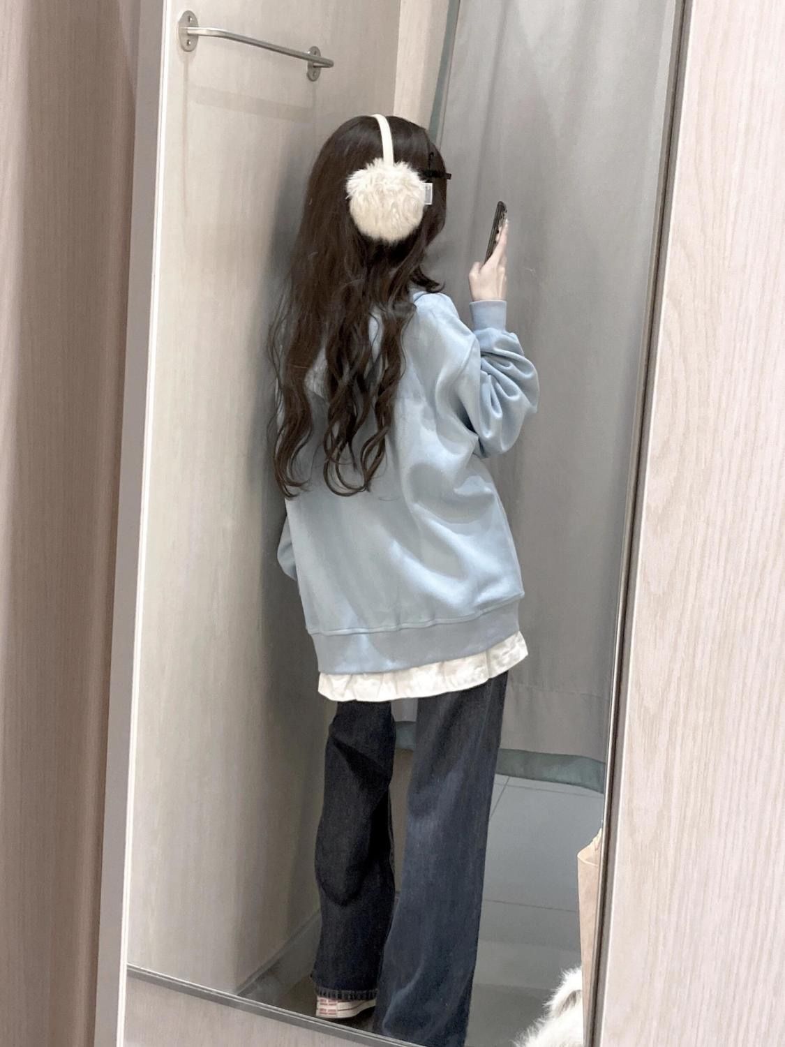 レディース プルオーバー パーカー トレーナー 長袖 Vネック フード ストリート 刺? かわいい 大人可愛い シンプル カジュアル おしゃれ こなれ感 ラフ メンズライク 個性的 主役級 存在感 無地 春 秋 冬 デート お出かけ イベント 旅行 公園 女子会 休日 ショッピング 重ね着 お揃い 韓国 オルチャン コーデ 楽ちん 普段使い 着回し トレンド 流行 M L XL 2XL 水色 ブルー