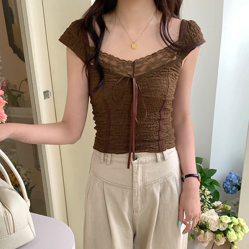 レディース トップス シャツ ショート 半袖 スクエアネック タイト スリム 細身 レース 刺繍 リボン 薄手 かわいい 大人可愛い シンプル おしゃれ かっこいい こなれ感 個性的 主役級 存在感 抜け感 ラブリー キュート 都会的 ベーシック 春 夏 ロングシーズン ママ デート お出かけ アウトドア キャンプ 旅行 女子会 重ね着 韓国 オルチャン 楽ちん 体型カバー 普段使い 着回し モテ トレンド 流行 インスタ映え S M L クリーム 茶色 ブラウン 春カラー