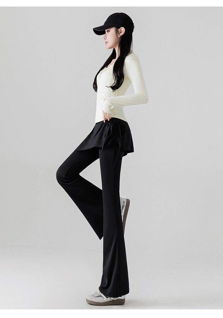 レディース ボトムス ロングパンツ フレアパンツ 重ね着風 フェイクレイヤード アシンメトリー 切り替え 裾ワイド フェミニン リボン ハイウエスト かわいい 大人可愛い きれいめ シンプル カジュアル 上品 おしゃれ こなれ感 スポーティー ガーリー 抜け感 無地 春 夏 秋 学生 学校 通学 お出かけ お泊まり ジム 公園 女子会 休日 高原 ガーデン ショッピング カフェ ダンス ヨガ トレーニング 美脚 脚長 普段使い 着回し M L XL 黒 ブラック グレー