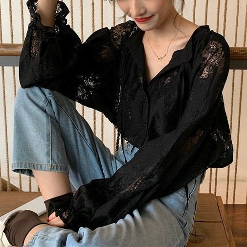 レディース トップス シャツ ブラウス 長袖 ボリューム袖 フリル袖 バルーン袖 フェミニン レース 刺繍 前開き 透け感 シースルー ヴィンテージ かわいい 大人可愛い きれいめ おしゃれ ガーリー エレガント ラブリー キュート ロリータ ロマンティック ナチュラル 花柄 フラワー 春 秋 デート お出かけ イベント 女子会 休日 カフェ 普段使い 着回し レイヤード トレンド 流行 インスタ映え M L XL 2XL 3XL 4XL 小さいサイズ 大きいサイズ ビッグ ゆったり ゆる 黒 ブラック