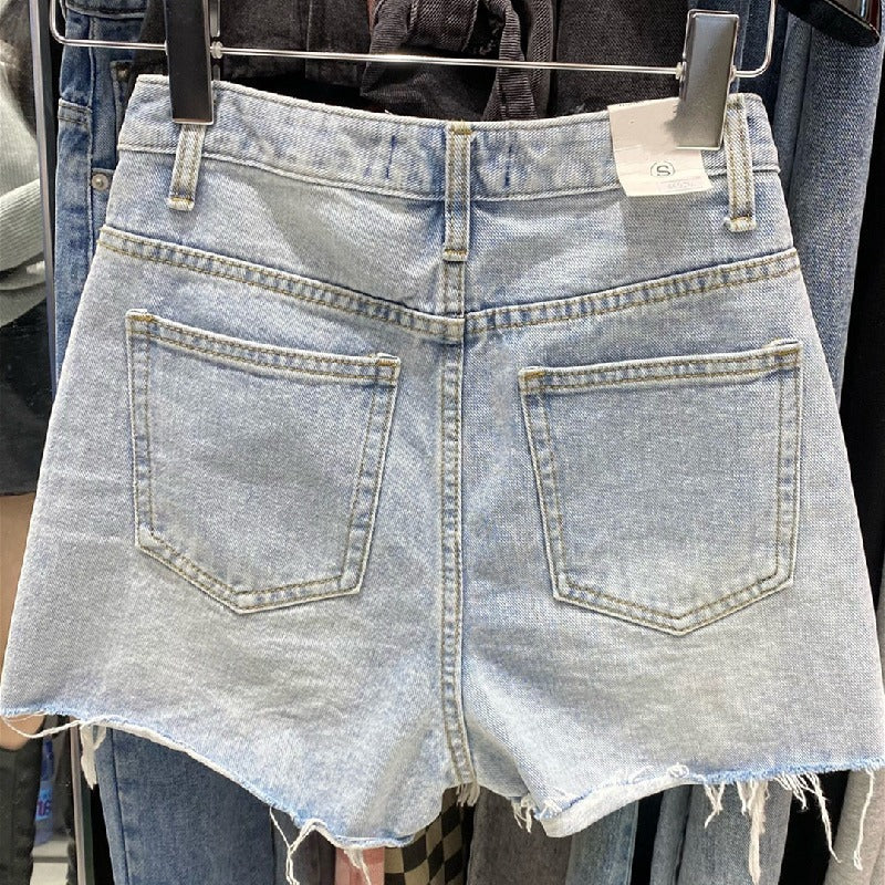 レディース パンツ ボトムス デニム ミニ ショート タイト スリム ファスナー ポケット ボタン ブルーデニム カラーデニム シンプル おしゃれ かっこいい こなれ感 個性的 主役級 存在感 抜け感 ヴィンテージ 都会的 ベーシック 無地 春 夏 ロングシーズン ママ デート お出かけ アウトドア 旅行 女子会 重ね着 韓国 オルチャン 楽ちん 体型カバー 普段使い 着回し モテ トレンド 流行 インスタ映え S M L XL 2XL 3XL 4XL 5XL 大きいサイズ 春カラー