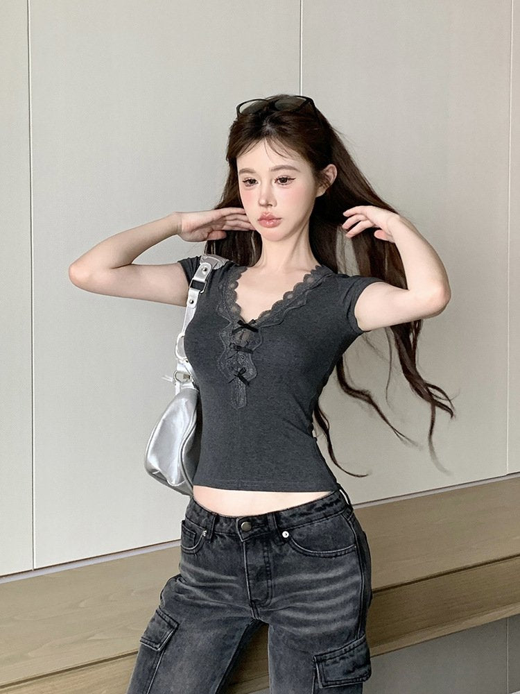 レディース トップス Tシャツ 半袖 スリム 夏 きれいめ 通勤 春夏 Vネック ショート レース グレー シャツ 切り替えデザイン 蝶