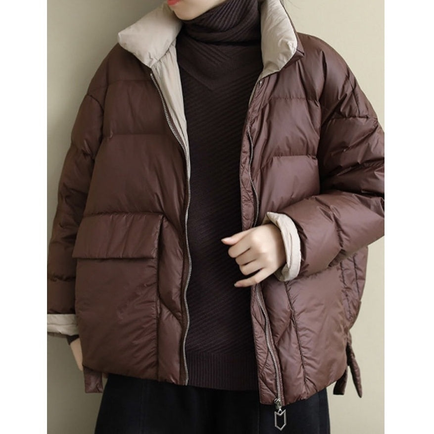 レディース ジャケット コート ダウン アウター ダウンコート ショート 長袖 スタンドカラー ファスナー ポケット バイカラー シンプル カジュアル おしゃれ ラフ ボーイッシュ スポーティー ルーズ 主役級 存在感 ベーシック アクティブ 無地 冬 クリスマス バレンタイン OL 通勤 デート お出かけ アウトドア イベント 旅行 公園 女子会 休日 高原 ガーデン ショッピング コンサート カフェ ランチ 暖かい 防寒 普段使い 着回し 定番 S M 茶色 ブラウン
