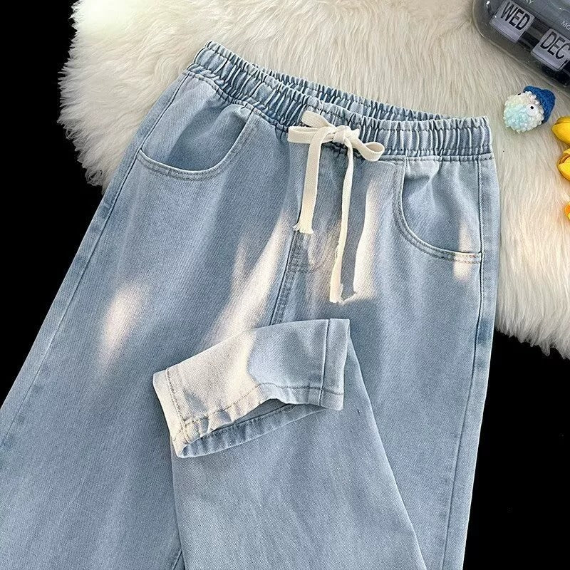 レディース パンツ ボトムス デニム ストレートパンツ ロングパンツ デニムパンツ ロング ストリート ポケット ヴィンテージ アメカジ ドロスト かわいい 大人可愛い きれいめ シンプル カジュアル 上品 おしゃれ かっこいい レトロ こなれ感 メンズライク 抜け感 ベーシック アメリカン 無地 春 夏 秋 学生 学校 通学 デート お出かけ 休日 高原 ガーデン ショッピング カフェ 体型カバー 普段使い 着回し 定番 S M L XL ゆったり 黒 ブラック ダークグレー 水色 ブルー ライトブルー