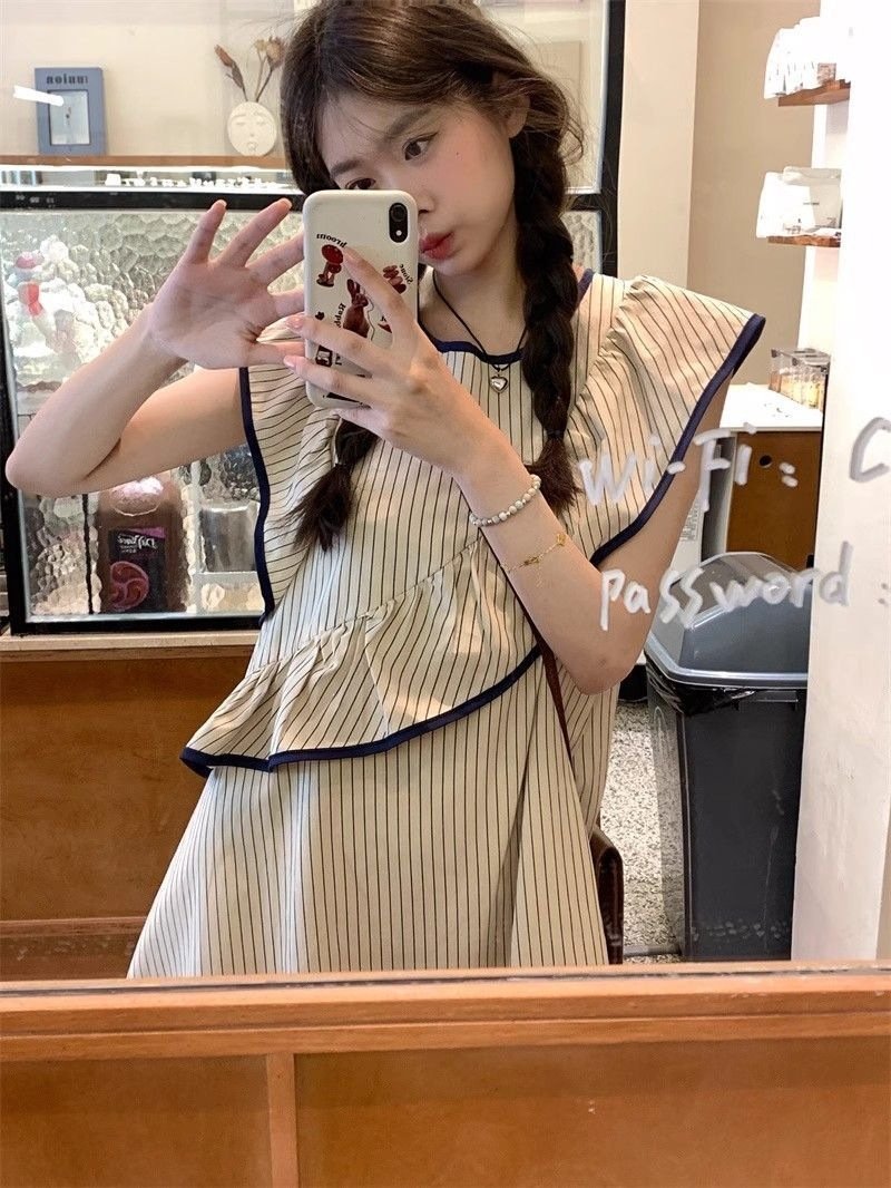 ワンピース 半袖 ボーダー ストライプ 春夏 ミニ 春 夏 ラウンドネック 脚長 タイト フリル 切り替えデザイン 細身 Aライン