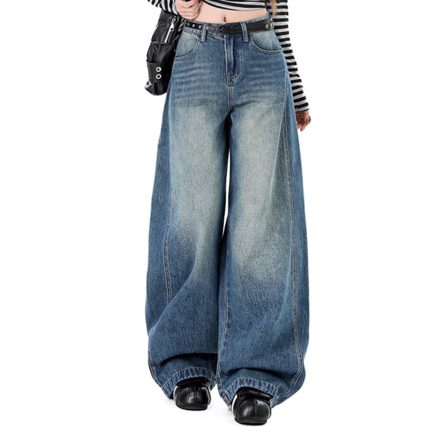 レディース パンツ ボトムス  デート Gパン ワイドパンツ デニムパンツ バギーパンツ ロング ロング丈 フレア ワイド デニム ブルーデニム かわいい 大人可愛い きれいめ シンプル カジュアル 上品 おしゃれ お洒落 レトロ 大人女子 こなれ感 ラフ ラブリー キュート ガーリー 個性的 クール モード系 エレガント モダン 主役級 存在感 抜け感 お出かけ 女子会 休日 旅行 着回し 普段使い ファッション コーデ スタイル モテ 定番 トレンド インスタ映え
