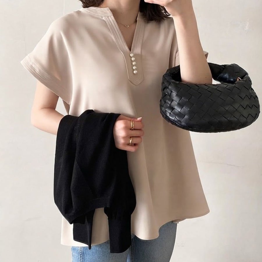 レディース シャツ Tシャツ 半袖 無地 ゆったり 夏 きれいめ 通勤 体型カバー 春夏 前開き Vネック シンプル 上品 サテン