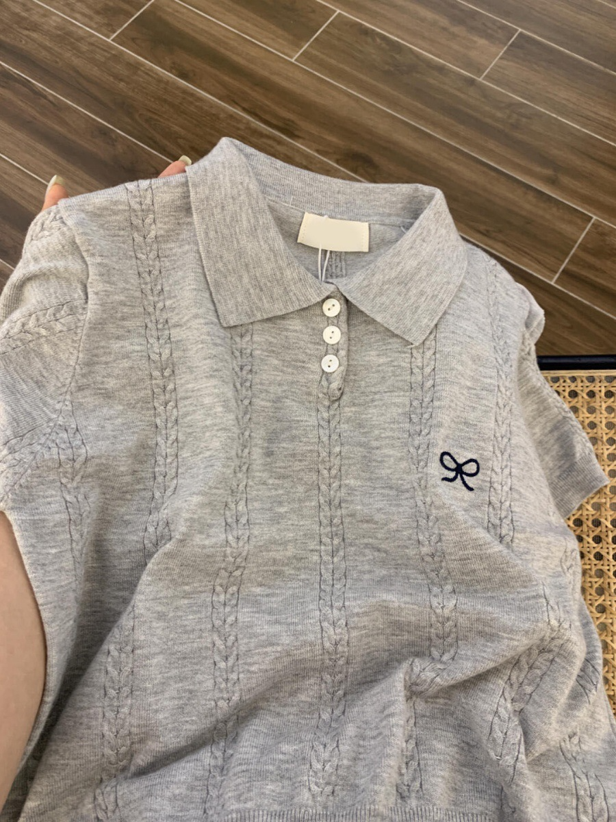 レディース シャツ トップス Tシャツ 半袖 スリム ニット 夏 カジュアル 普段使い 休日 お出かけ 着回し ブラウス 羽織り おしゃれ 通勤 大人可愛い 韓国風 春夏 夏服 涼しい さらっと ゆるシルエット 重ね着 前開き シャツワンピ Gパン ミニ 袖なし Vネック ワイド