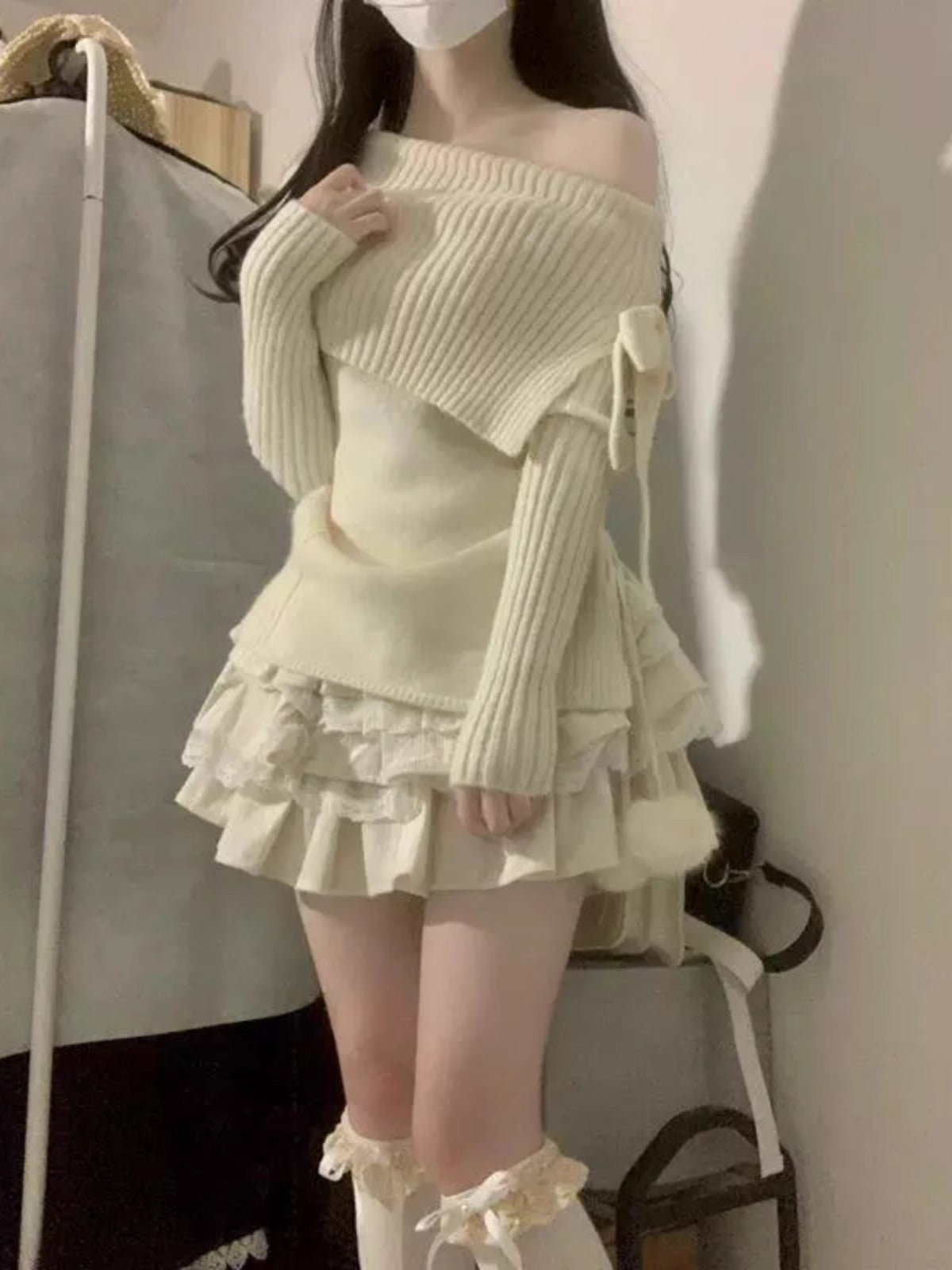 レディース トップス ニット セーター カーディガン 長袖 大人可愛い きれいめ シンプル 上品 おしゃれ キュート 無地 秋 冬 デート お出かけ お泊まり イベント リゾート 旅行 女子会 休日 ショッピング カフェ ランチ コーデ 暖かい 普段使い 着回し モテ 清楚 定番 S M L アプリコット レースアップ かっこいい こなれ感 ラフ スポーティー エレガント 都会的 ナチュラル 二次会 ママ オフィス ビジネス 通勤 キャンプ コンサート ライブ 合コン コンパ 婚活 フェス 重ね着