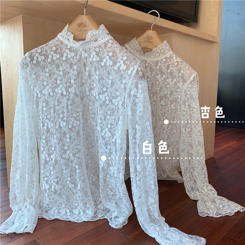 レディース トップス ブラウス カットソー プルオーバー スカラップ シアー 長袖 萌袖 ベルスリーブ ハイネック レース 刺繍 透け感 シースルー 大人可愛い きれいめ シンプル カジュアル 上品 おしゃれ ガーリー 主役級 存在感 抜け感 ロマンティック ナチュラル 花柄 フラワー 総柄 春 秋 デート お出かけ イベント 女子会 休日 ショッピング カフェ 重ね着 体型カバー 普段使い 着回し レイヤード モテ 清楚 スタイルアップ S M L XL 2XL ホワイト アプリコット