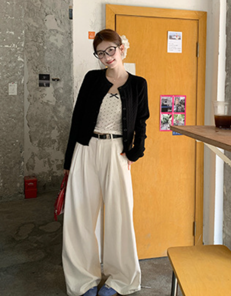 レディース トップス セーター カーディガン 上着 長袖 かわいい 大人可愛い きれいめ シンプル 上品 おしゃれ キュート 無地 秋 冬 男女兼用 ママ 通勤 デート お出かけ 旅行 ジム 休日 カフェ ランチ コーデ 暖かい 普段使い 着回し 定番 S M L XL ホワイト ブラック グレー レッド 細身 前開き ラブリー キャンプ イベント リゾート 旅行 海 プール レストラン ビーチ バカンス ホテル ガーデン ショッピング ライブ お花見 合コン コンパ 婚活 フェス ツーリング お家時間