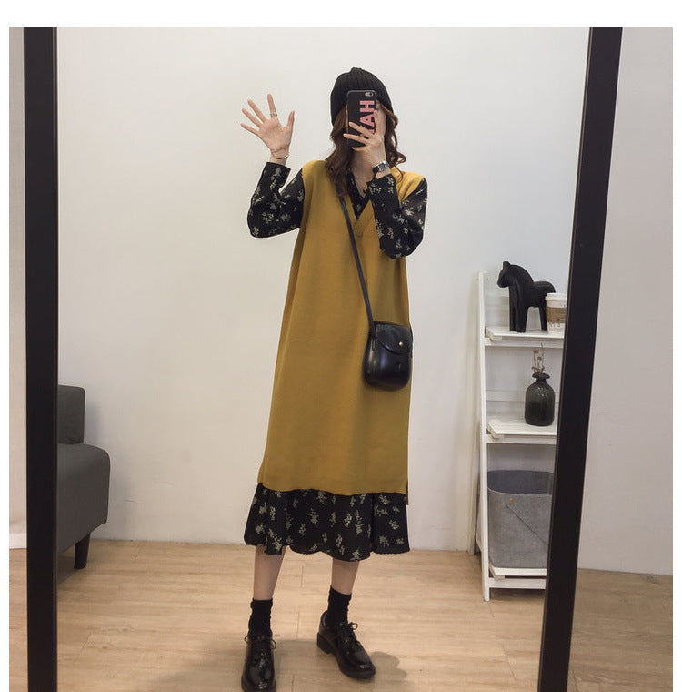 レディース ワンピース ニット ニットワンピ 膝下 ロング ミドル丈 袖なし ノースリーブ Vネック ストレート Iライン 薄手 大人可愛い シンプル カジュアル おしゃれ こなれ感 個性的 主役級 存在感 抜け感 都会的 無地 春 秋 冬 ロングシーズン ママ 通勤 通学 デート お出かけ 旅行 重ね着 韓国 オルチャン 楽ちん 体型カバー 普段使い 着回し レイヤード 流行 インスタ映え ゆったり ゆる フリーサイズ 黄色 イエロー