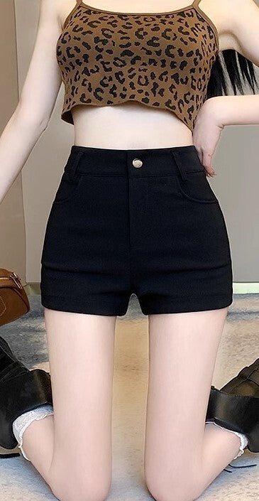 レディース パンツ ボトムス スーツ ショートパンツ 膝上 スリム Aライン ハイウエスト 伸縮性 かわいい きれいめ シンプル カジュアル おしゃれ かっこいい スポーティー 個性的 クール 主役級 キュート 学生風 ベーシック ナチュラル ワイルド 無地 秋 ロングシーズン 通勤 学生 通学 部活 デート お出かけ お泊まり アウトドア イベント 旅行 女子会 休日 ライブ 合コン コンパ 韓国 脚長 モテ トレンド 定番 S M L XL 黒 ベーシックカラー 大人カラー