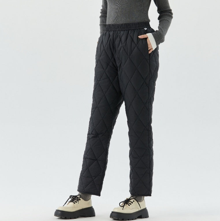 レディース パンツ ボトムス テーパードパンツ ロングパンツ アンクル丈 クロップド丈 ストリート ウエストゴム アメカジ フリース 厚手 裏起毛 綿 コットン おしゃれ かっこいい レトロ ベーシック アメリカン カントリー アクティブ ナチュラル ワイルド チェック 菱形 秋 冬 アウトドア キャンプ 旅行 楽ちん 暖かい 防寒 体型カバー 美脚 脚長 トレンド 流行 定番 M L XL 2XL 3XL 4XL 小さいサイズ 大きいサイズ ビッグ ゆったり ゆる 黒 ブラック グレー ベージュ ピンク