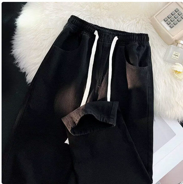 レディース パンツ ボトムス デニム ストレートパンツ ロングパンツ デニムパンツ ロング ストリート ポケット ヴィンテージ アメカジ ドロスト かわいい 大人可愛い きれいめ シンプル カジュアル 上品 おしゃれ かっこいい レトロ こなれ感 メンズライク 抜け感 ベーシック アメリカン 無地 春 夏 秋 学生 学校 通学 デート お出かけ 休日 高原 ガーデン ショッピング カフェ 体型カバー 普段使い 着回し 定番 S M L XL ゆったり 黒 ブラック ダークグレー 水色 ブルー ライトブルー
