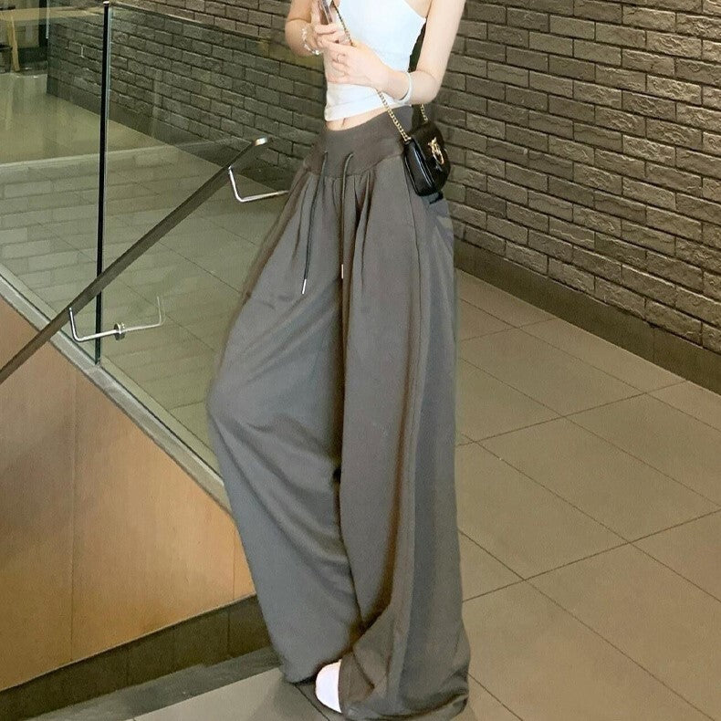 レディース パンツ ボトムス ロングパンツ ワイドパンツ ロング ワイド ストレート 裾ワイド ポケット ハイウエスト ウエストゴム 薄手 大人可愛い おしゃれ かっこいい エキゾチック こなれ感 ラフ ボーイッシュ 個性的 主役級 存在感 ロゴ 春 夏 秋 冬 オールシーズン ママ デート お出かけ お泊まり 旅行 ジム 公園 女子会 韓国 オルチャン 楽ちん 体型カバー 普段使い インスタ映え S M L XL 大きいサイズ ゆったり ゆる 黒 ブラック グレー ライトグレー