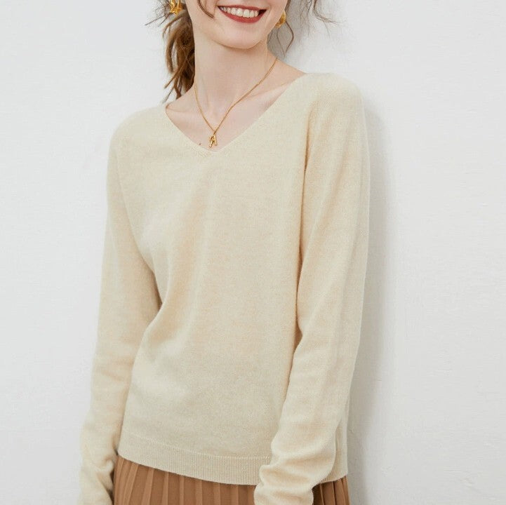 レディース トップス ニット 長袖 Vネック 大人可愛い きれいめ シンプル カジュアル おしゃれ キュート ベーシック ナチュラル 無地 秋 冬 ママ 通勤 学生 学校 通学 デート お出かけ 旅行 レストラン 女子会 休日 ホテル ショッピング カフェ 普段使い 着回し S M L 2XL 大きいサイズ ライトブルー ベーシックカラー キャメル
