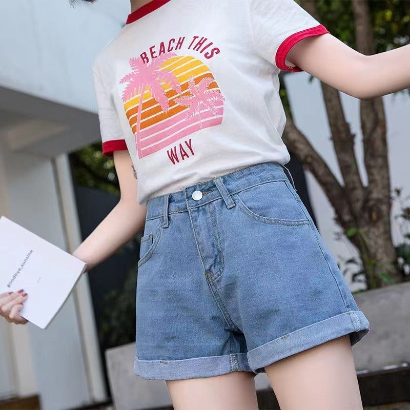 レディース パンツ デニム ショートパンツ デニムパンツ ショート Aライン ポケット ハイウエスト ブルーデニム かわいい シンプル カジュアル おしゃれ スポーティー ガーリー カレッジ風 学生風 アクティブ 無地 春 夏 学生 学校 通学 デート お出かけ アウトドア キャンプ イベント リゾート 旅行 海 プール ビーチ 公園 休日 バカンス ショッピング 脚長 普段使い 着回し ロールアップ モテ 流行 定番 S M L XL 2XL 3XL 大きいサイズ 白 黒 ブルー ライトブルー