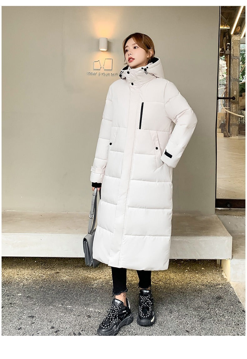 レディース コート アウター 上着 ロングコート 中綿コート ロング 長袖 フード フェミニン ファスナー ポケット 中綿 かわいい 大人可愛い きれいめ シンプル カジュアル 上品 おしゃれ こなれ感 ガーリー エレガント 抜け感 ベーシック 無地 秋 冬 通勤 学生 学校 通学 デート お出かけ お泊まり 女子会 休日 高原 ガーデン ショッピング カフェ 暖かい 防寒 普段使い 着回し 定番 M L XL ゆったり 黒 ブラック オフホワイト