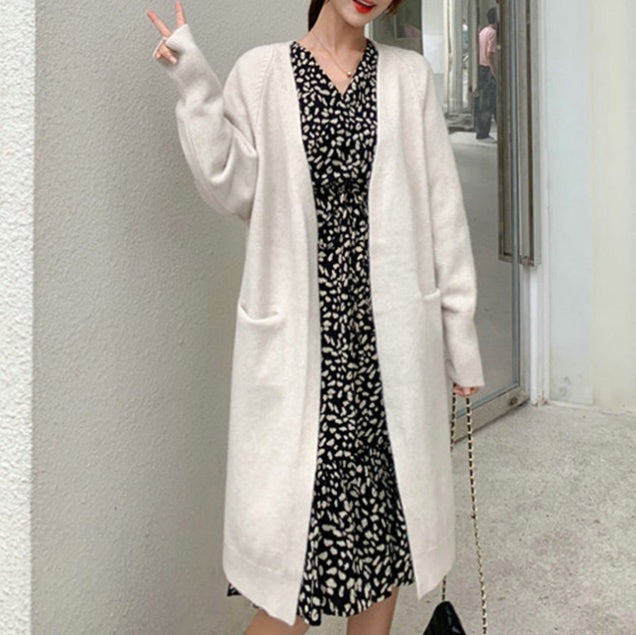 レディース トップス ニット カーディガン ロング 長袖 ストレート Iライン フェミニン ストリート ポケット 前開き 大人可愛い きれいめ シンプル カジュアル 上品 おしゃれ こなれ感 ガーリー クラシカル ベーシック アクティブ ナチュラル シック 無地 秋 冬 お出かけ カフェ ランチ 重ね着 暖かい 防寒 体型カバー 普段使い 着回し レイヤード ゆったり ゆる フリーサイズ ワンサイズ 白 ホワイト 黒 ブラック グレー ベージュ ピンク オレンジ 水色 ブルー ネイビー ライトブルー 青