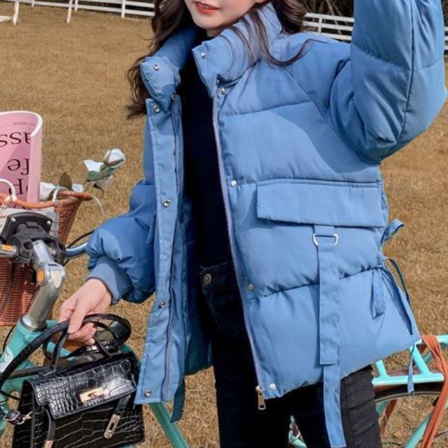 レディース ジャケット アウター ダウンコート ダウンジャケット ショート フェミニン かわいい 大人可愛い きれいめ シンプル カジュアル 上品 おしゃれ レトロ こなれ感 エレガント 都会的 ラグジュアリー 無地 秋 冬 通勤 通学 デート お出かけ キャンプ イベント リゾート 旅行 公園 休日 ショッピング カフェ 韓国 オルチャン コーデ 暖かい 防寒 プチプラ 普段使い 着回し モテ トレンド 流行 インスタ映え 定番 S M L XL ブラック オフホワイト オレンジ 大人カラー