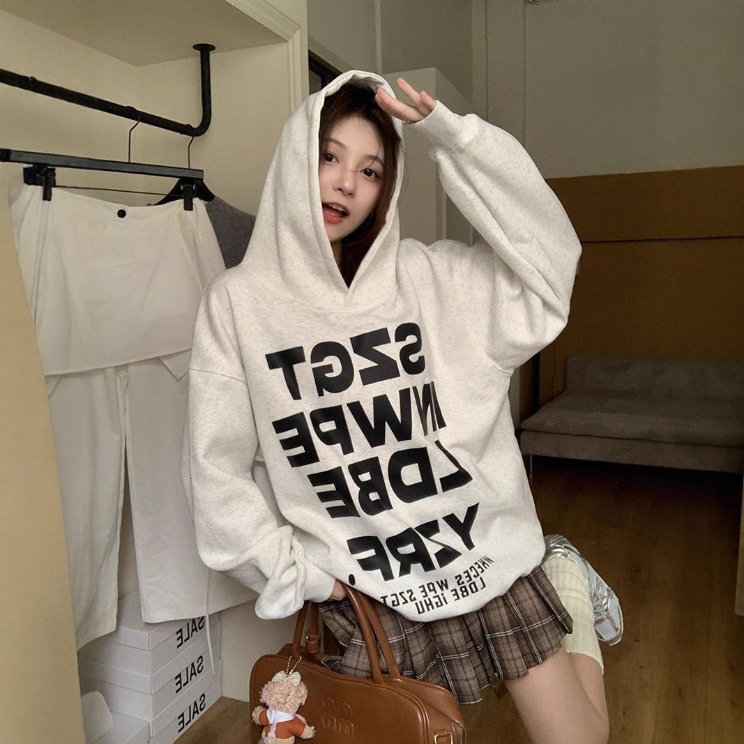 レディース パーカー ロゴ ビッグロゴ ロゴパーカー ビッグシルエット フード フード付き フーディー ストリート ストリートコーデ ボリューム トップス プルオーバー 長袖 ドロップショルダー 萌袖 かわいい 大人可愛い シンプル カジュアル おしゃれ かっこいい こなれ感 ラフ ルーズ 主役級 存在感 抜け感 キュート 春 秋 冬 ロングシーズン デート お出かけ 女子会 休日 ショッピング カフェ 普段使い 着回し M L XL 2XL 3XL ゆったり ゆる ホワイト イエロー