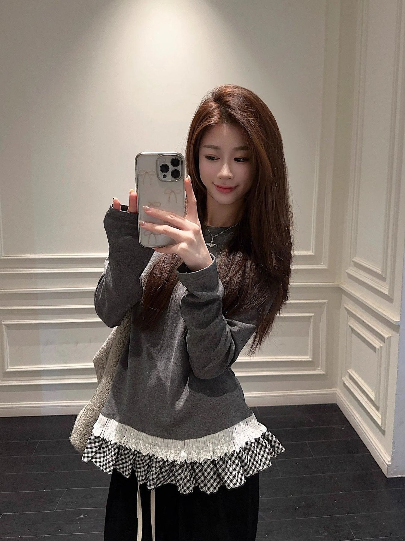 レディース トップス Tシャツ 長袖 ボーダー ストライプ チェック柄 ゆったり 秋冬 秋 きれいめ 体型カバー 花柄 膝丈 ラウンドネック レース 冬 上品 クルーネック シャツ 切り替えデザイン インナー ポリエステル 配色