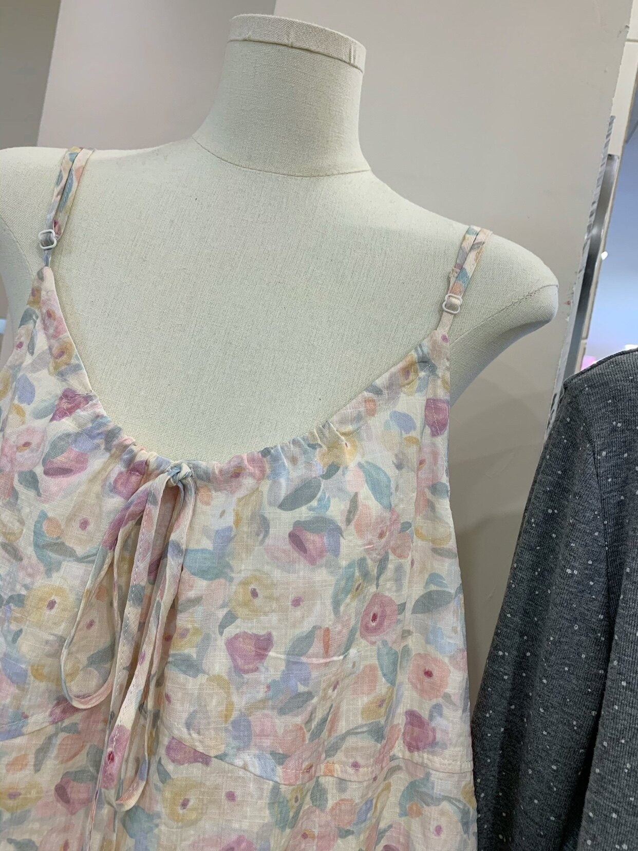 レディース トップス 花柄 コットン 綿 リネン 春夏 きれいめ 春 ショート 夏 上品 Aライン ピンク キャミソール 麻