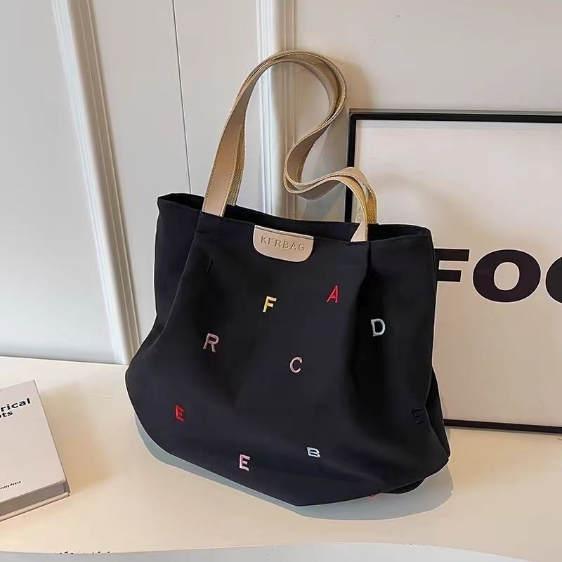 バッグ かばん 鞄 レディースバック トートバッグ 大容量 便利 軽量 通勤バッグ かわいい 大人可愛い きれいめ シンプル カジュアル 大人 上品 おしゃれ かっこいい レトロ 大人可愛い 大人女子 こなれ感 個性的 主役級 存在感 オールシーズン ベーシック ナチュラル エレガント 無地 レディース 女性用 ママ OL 通勤 オフィス 学生 通学 デート お出かけ 女子会 お泊まり 旅行 ランチ リゾート 休日 ショッピング イベント コンパ デイリー 普段使い トレンド モテ 高見え 高級感