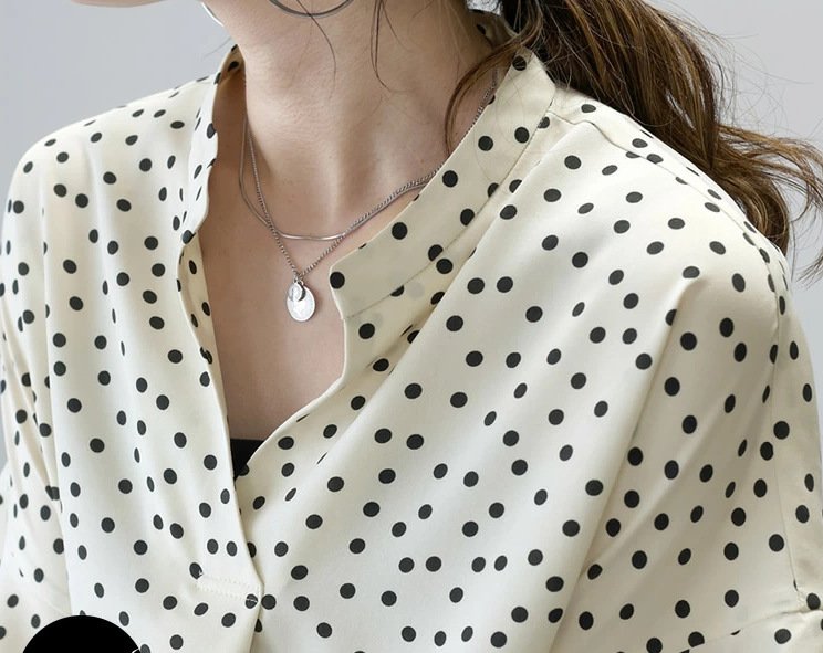 レディース ブラウス シャツ トップス 半袖 ゆったり 春夏 きれいめ 通勤 オフィス 前開き Vネック 春 夏 上品 シフォン 水玉 シフォンブラウス ポリエステル ドット