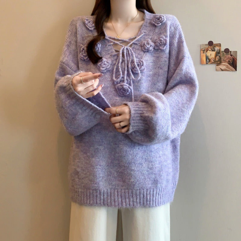 レディース トップス セーター ニット フラワー フラワーモチーフ フラワーモチーフ付き 編み上げ リボン プルオーバー ざっくり編み ゆったりシルエット 長袖 ドロップショルダー 萌袖 ワイド フェミニン かわいい 大人可愛い シンプル カジュアル おしゃれ こなれ感 ラフ ガーリー 主役級 存在感 抜け感 キュート ロマンティック ナチュラル 無地 秋 冬 デート お出かけ イベント 女子会 休日 ショッピング カフェ お家時間 重ね着 普段使い 着回し レイヤード ゆったり フリーサイズ ワンサイズ