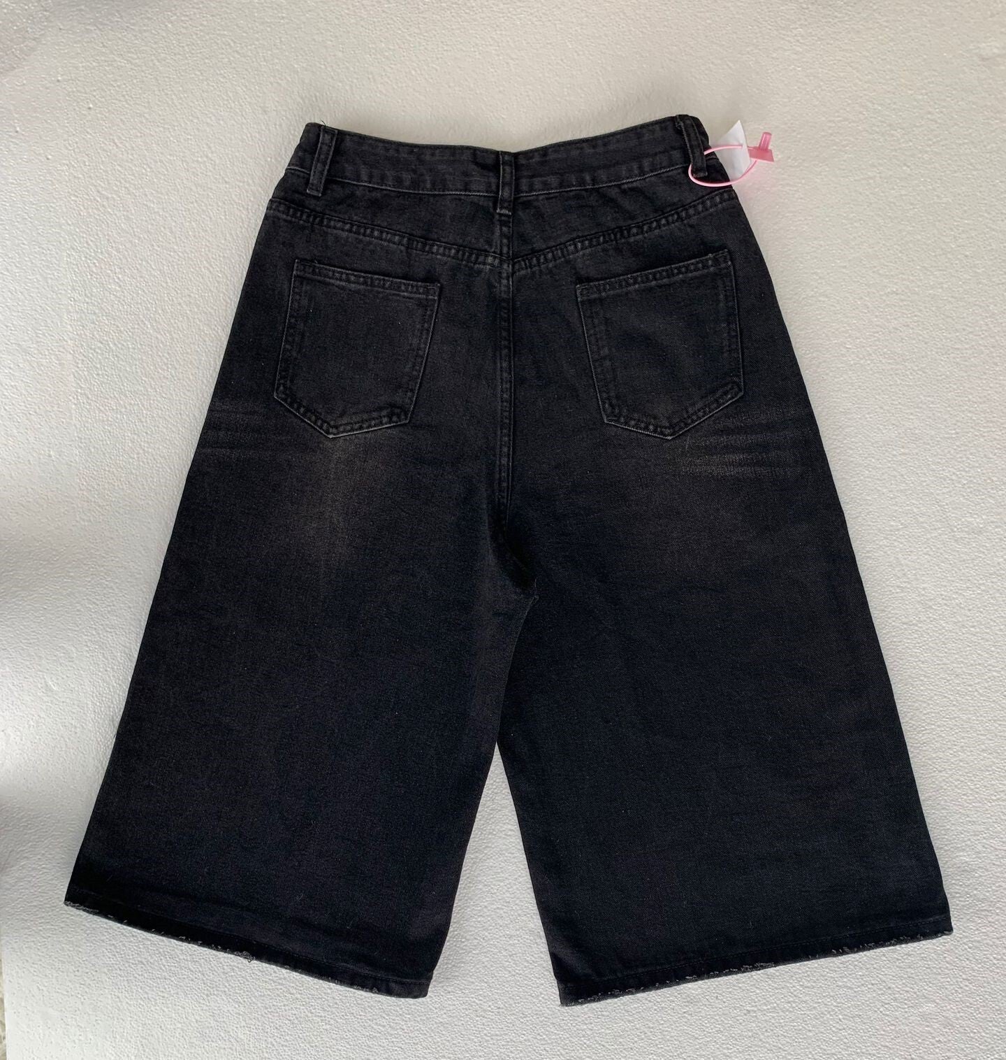 レディース パンツ ボトムス ガウチョパンツ デニムパンツ 膝下 7分丈 クロップド丈 ストレート ファスナー ポケット ハイウエスト ボタン シンプル カジュアル かっこいい レトロ ラフ メンズライク ボーイッシュ スポーティー ルーズ 個性的 アメリカン アクティブ ワイルド 無地 春 夏 オールシーズン ママ 通勤 学生 お出かけ お泊まり アウトドア イベント 旅行 公園 女子会 休日 お花見 トレンド 定番 XS S M L XL 2XL 3XL 小さいサイズ 大きいサイズ ゆったり グレー