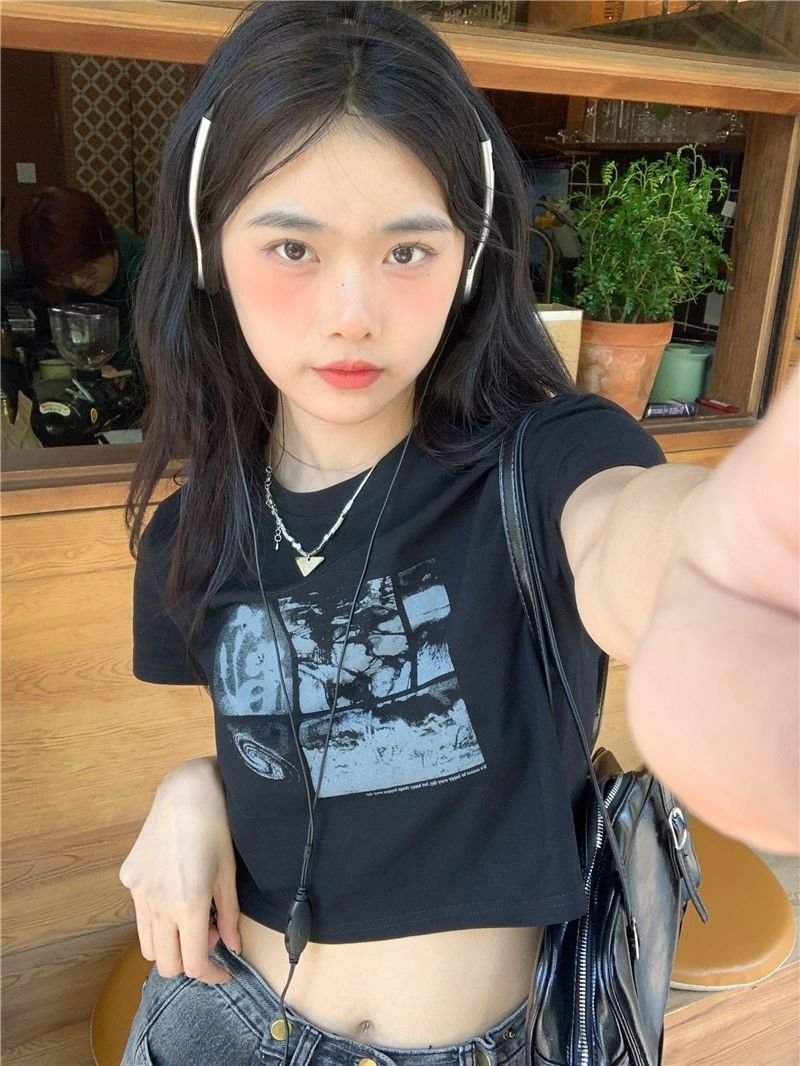 レディース トップス Tシャツ 半袖 ボーダー ストライプ プリント 春夏 カジュアル 春 ショート 夏 ラウンドネック タイト 学生 ブラック 細身 シャツ タイ インナー ポリエステル 着痩せ