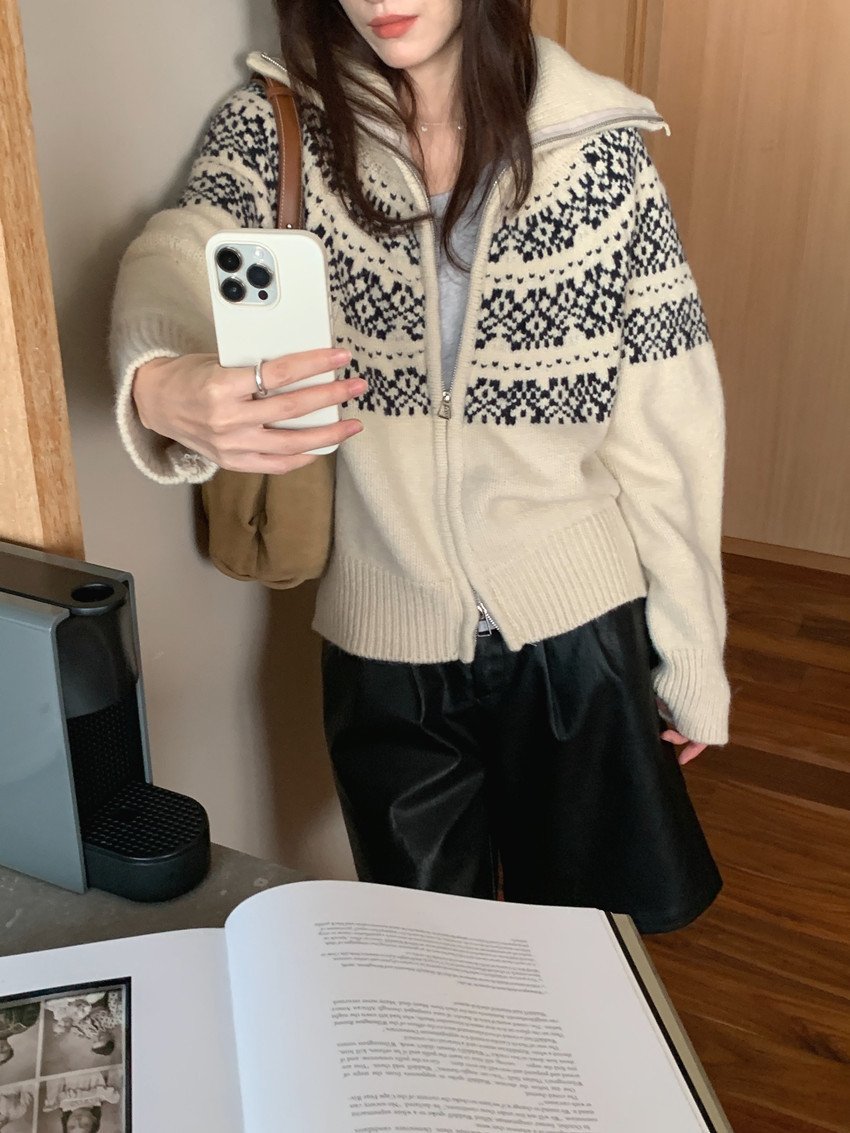 ニット カーディガン 長袖 無地 ゆったり 秋冬 秋 カジュアル きれいめ レトロ 膝丈 シンプル 冬 上品 セーター クリスマス ポリエステル