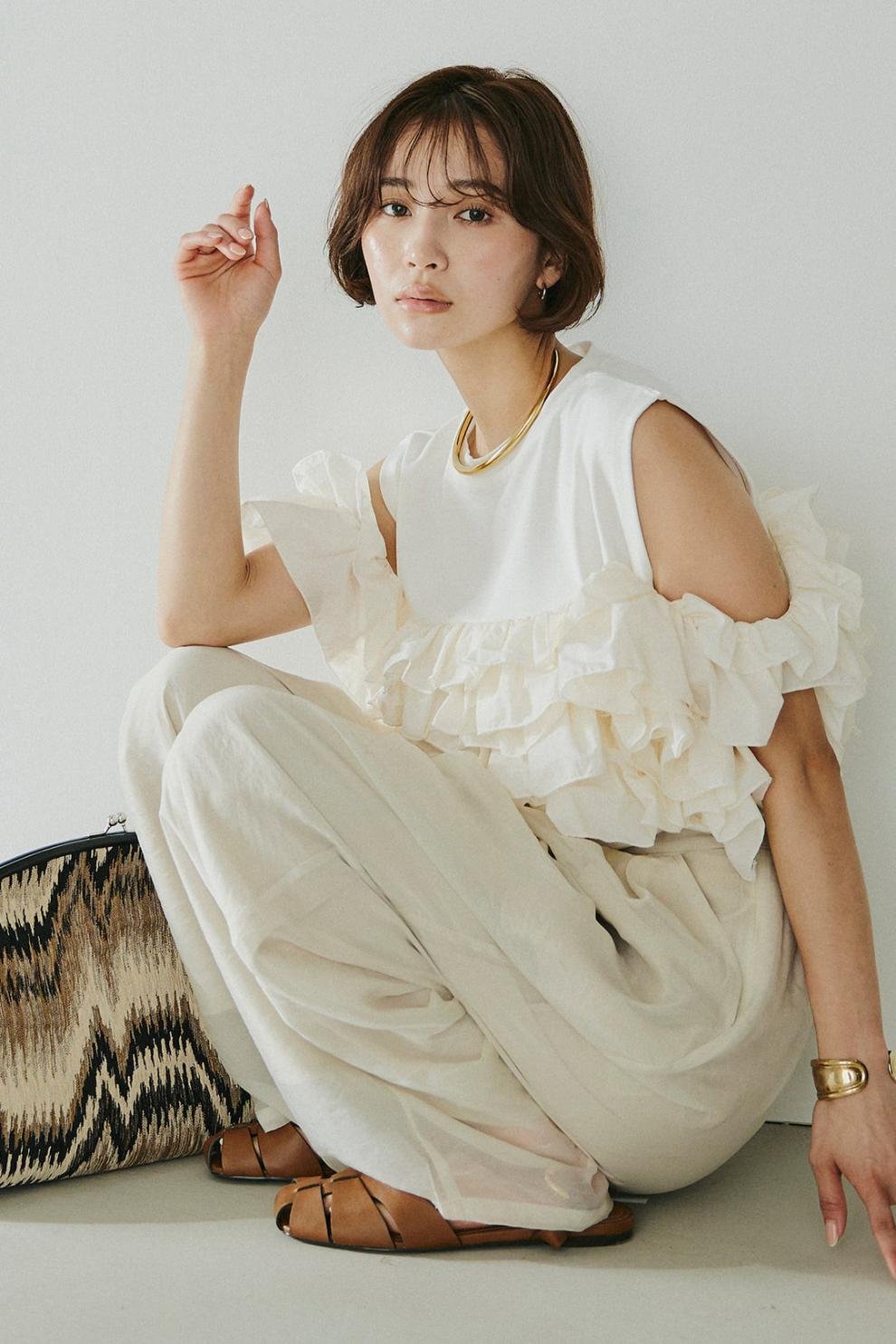 レディース トップス Tシャツ ノースリーブ 無地 コットン 綿 春夏 袖なし 春 夏 シンプル 刺繍 シャツ 切り替えデザイン