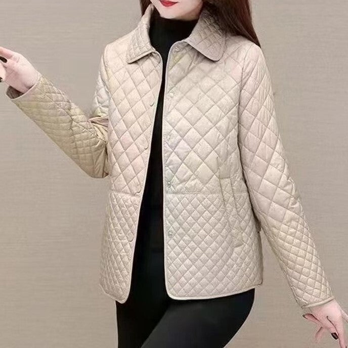 レディース ジャケット コート アウター 上着 ミディアム ショート 長袖 キルティング 大人可愛い きれいめ シンプル カジュアル 上品 おしゃれ ナチュラル 格子柄 秋 冬 母の日 クリスマス 授業参観 ママ オフィス ビジネス OL 通勤 デート お出かけ お泊まり レストラン 公園 女子会 休日 ホテル ショッピング 発表会 コンサート ライブ 合コン コンパ カフェ 婚活 プレゼント 普段使い 着回し モテ 清楚 流行 定番 M L XL 2XL 3XL 大きいサイズ 黒 ベージュ