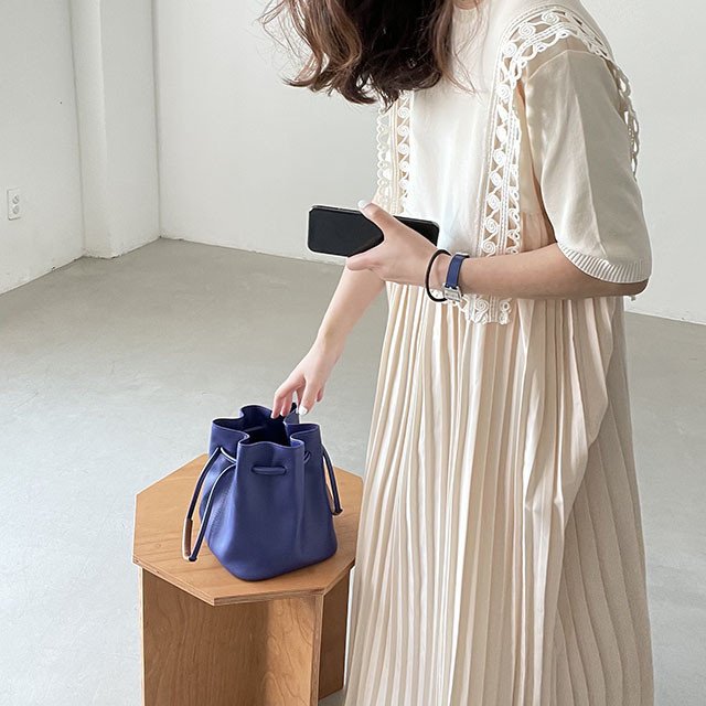 ワンピース 半袖 無地 ワイド スリム 春夏 カジュアル レトロ プリーツ 春 レース 夏 ラウンドネック シンプル 切り替えデザイン エレガント ハイウエスト