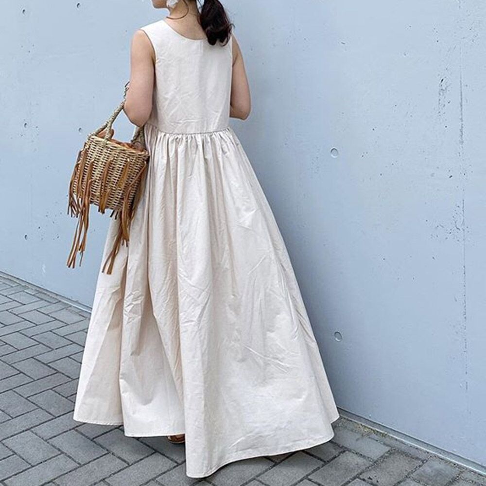 レディース ワンピース ロング マキシ 丈長 袖なし ノースリーブ Vネック Aライン ウエストマーク ハイウエスト かわいい 大人可愛い きれいめ シンプル カジュアル 上品 おしゃれ こなれ感 ラフ ルーズ エレガント 存在感 抜け感 ベーシック ナチュラル 無地 夏 ママ 通勤 学生 学校 通学 デート お出かけ お泊まり リゾート 旅行 海 プール ビーチ 休日 バカンス ショッピング 体型カバー モテ 清楚 トレンド 定番 ゆったり フリーサイズ ブラウン ベージュ ベーシックカラー 大人カラー
