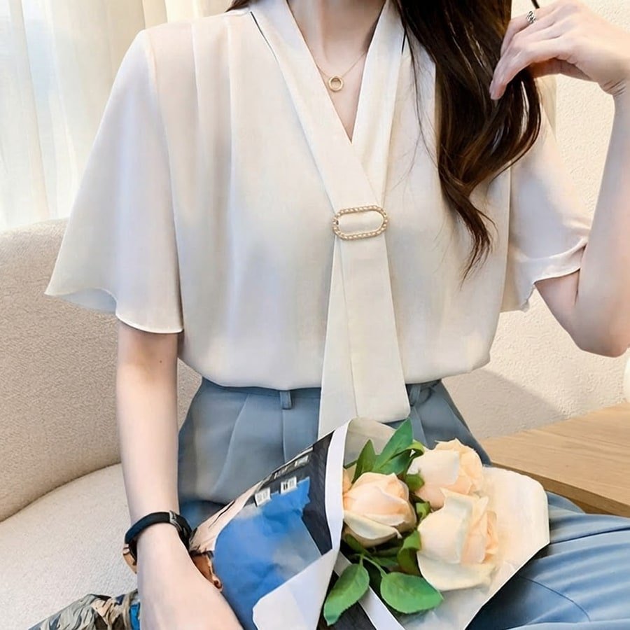 レディース ブラウス シャツ トップス 半袖 長袖 ゆったり 夏 秋冬 春夏 前開き Vネック 秋 冬 シフォン フリル ポリエステル