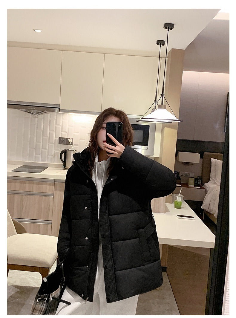 レディース ジャケット コート アウター 上着 中綿ジャケット 長袖 フード 取り外し可能 フェミニン ファスナー ポケット ボタン ウエストベルト 中綿 かわいい 大人可愛い きれいめ シンプル カジュアル 上品 おしゃれ こなれ感 ガーリー エレガント 抜け感 ベーシック 無地 秋 冬 通勤 学生 学校 通学 デート お出かけ お泊まり 女子会 休日 高原 ガーデン ショッピング カフェ 暖かい 防寒 普段使い 着回し 定番 S M L XL ゆったり 黒 ブラック 茶色 ブラウン グレー ベージュ