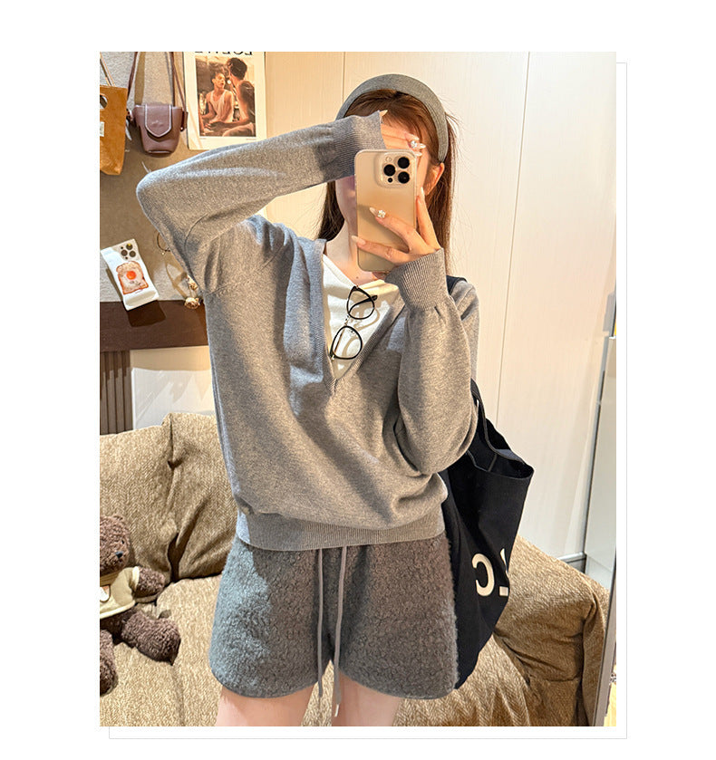 ループボアパンツ レディース パンツ ボトムス ショートパンツ ショート 膝上 フェミニン もこもこ ふわふわ ハイウエスト ボア かわいい シンプル カジュアル おしゃれ こなれ感 ラフ キュート 抜け感 ナチュラル 無地 秋 冬 学生 学校 通学 デート お出かけ イベント 旅行 女子会 休日 ショッピング ライブ 合コン カフェ 普段使い 着回しインスタ映え S M L ホワイト ブラック ブラウン グレー ベーシックカラー 秋カラー