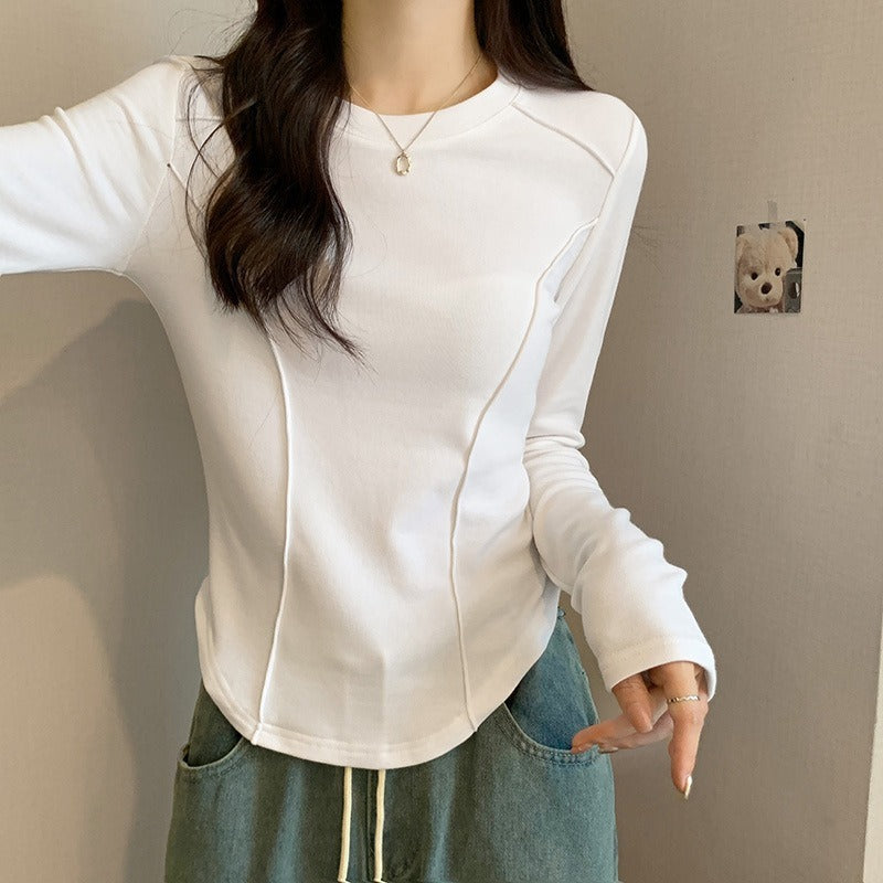 レディース トップス カットソー Ｔシャツ 長袖Ｔシャツ ライン 立体感 着痩せ効果 タック ピンタック 華奢見え 長袖 クルーネック 丸襟 かわいい 大人可愛い きれいめ シンプル カジュアル おしゃれ かっこいい こなれ感 ラフ 主役級 存在感 抜け感 ナチュラル 無地 春 秋 お出かけ 休日 ショッピング カフェ 体型カバー 普段使い 着回し スタイリッシュ スタイルアップ S M L XL ホワイト ブラック カーキ ダークグレー アプリコット