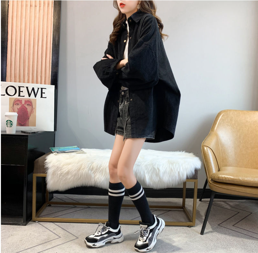 レディース トップス シャツ オーバーサイズ コーデュロイ コーデュロイ 大人カジュアル 長袖 ボリューム袖 ドロップショルダー 萌袖 大人可愛い シンプル おしゃれ こなれ感 ラフ ルーズ 主役級 存在感 抜け感 ナチュラル 無地 秋 冬 デート お出かけ 旅行 女子会 休日 ショッピング カフェ お家時間 ワンマイルコーデ 重ね着 オルチャン 体型カバー 普段使い 着回し レイヤード インスタ映え スタイリッシュ スタイルアップ S M L XL 2XL 3XL ブラック パープル カーキ