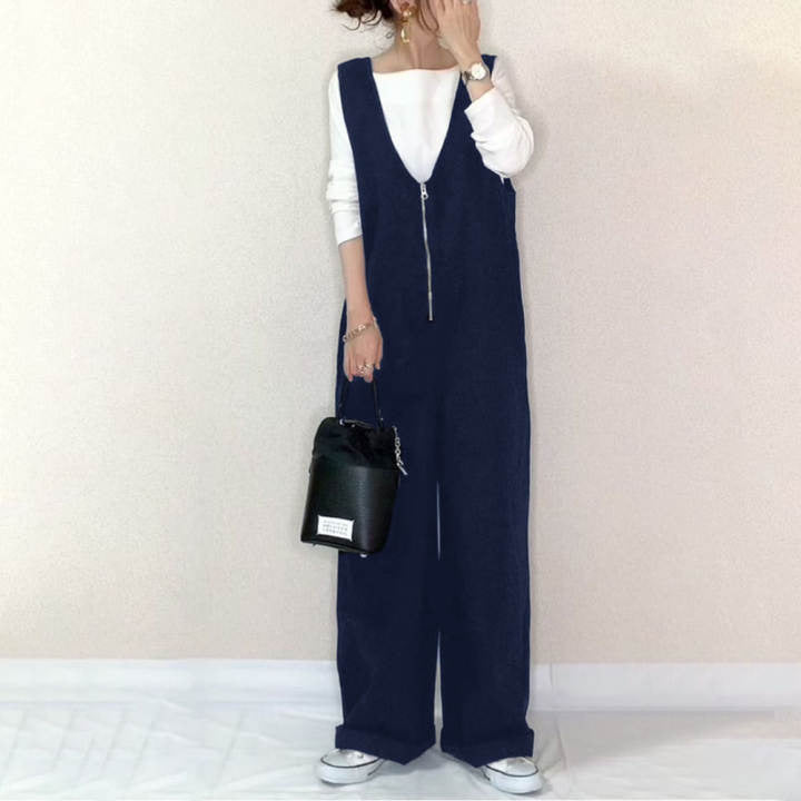 オーバーオール レディース サロペット ワイドパンツ ロング フルレングス ノースリーブ Vネック オーバーサイズ 大人可愛い きれいめ シンプル カジュアル 上品 おしゃれ こなれ感 ラフ クール 抜け感 ベーシック ナチュラル 無地 夏 ママ 通勤 学生 通学 学校 デート お出かけ お泊まり アウトドア 旅行 公園 女子会 休日 ショッピング カフェ ランチ お家時間 重ね着 楽ちん 体型カバー レイヤード 定番 ゆったり ゆる フリーサイズ 黒 ベージュ ネイビー ベーシックカラー 大人カラー