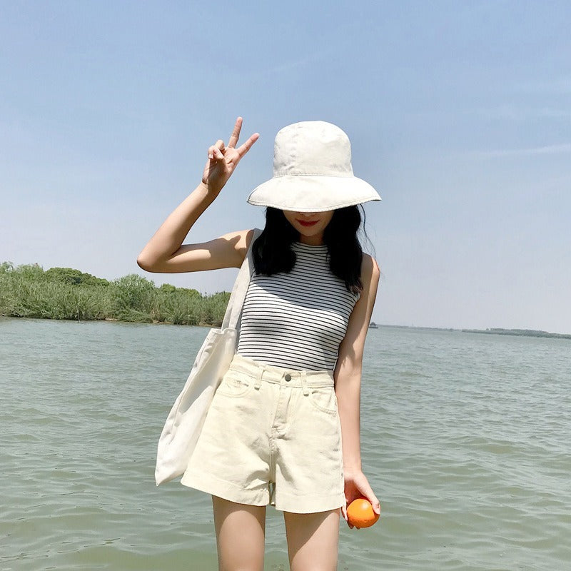 レディース パンツ ボトムス ショートパンツ ワイドパンツ ショート 膝上 スマート フェミニン ポケット ハイウエスト ボタン アメカジ かわいい 大人可愛い きれいめ シンプル カジュアル 上品 おしゃれ こなれ感 ボーイッシュ 抜け感 ベーシック 無地 春 夏 お出かけ お泊まり アウトドア キャンプ リゾート 海 ビーチ 公園 休日 バカンス 高原 ガーデン ショッピング 美脚 脚長 普段使い 着回し 定番 S M L XL 2XL 大きいサイズ 白 ホワイト 黒 ブラック オフホワイト